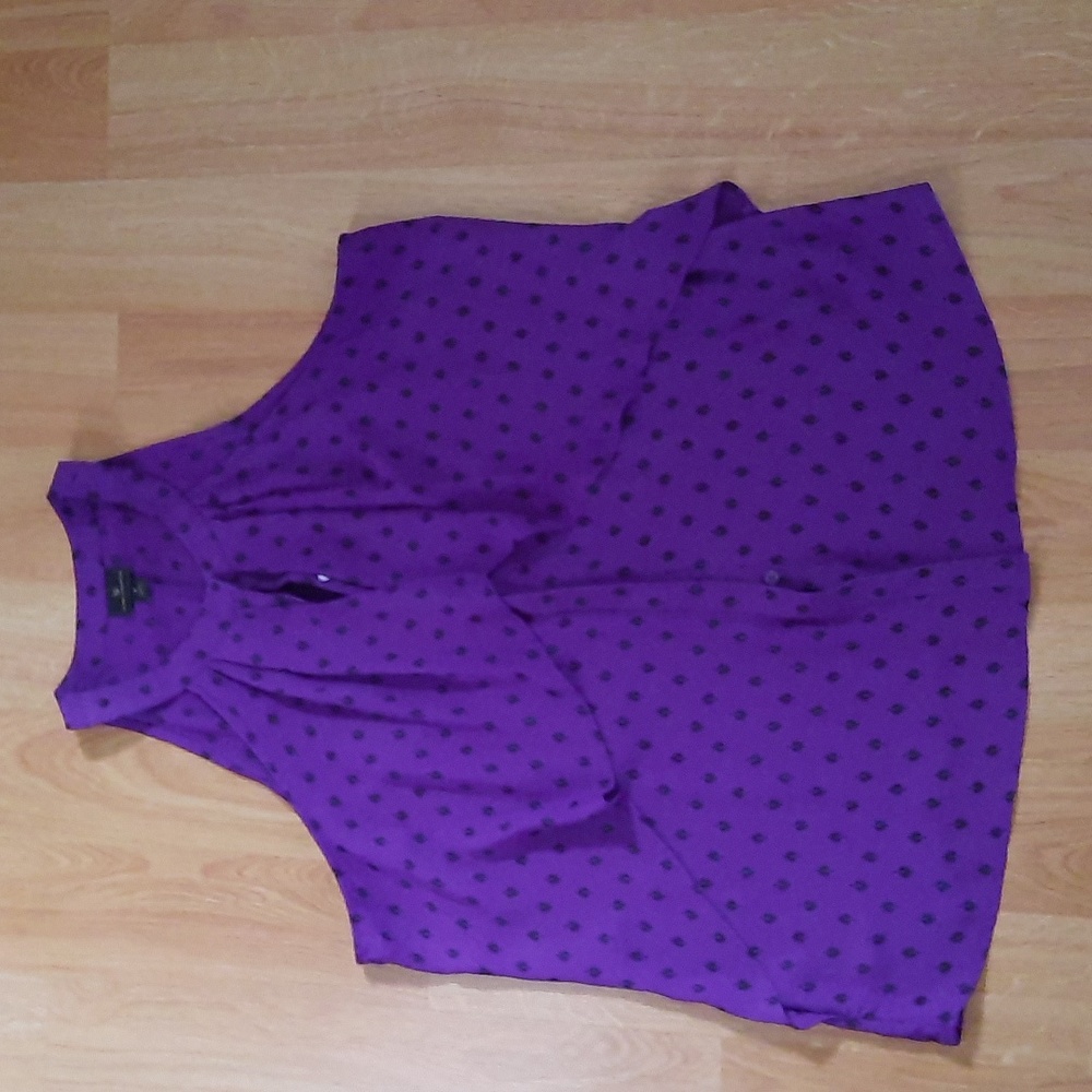 Sleeveless Halter Button-Up Top